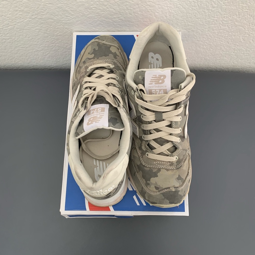 New Balance Sneakers